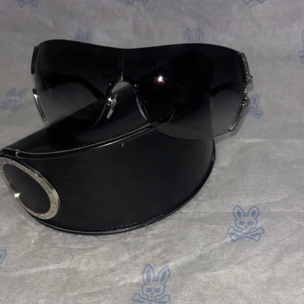 Bulgari Gradient Black Sunglasses with Silver Detail - Picture 8 of 12